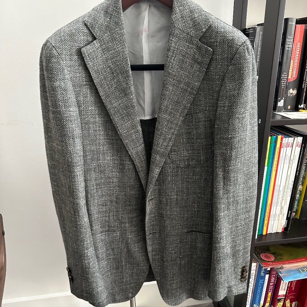 Suitsupply Green Herringbone - Wool, Silk, and Linen 38R